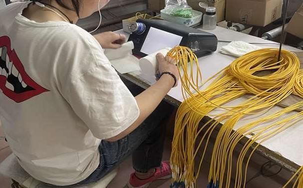 鹰潭市网络工程中几种常用的光纤连接器